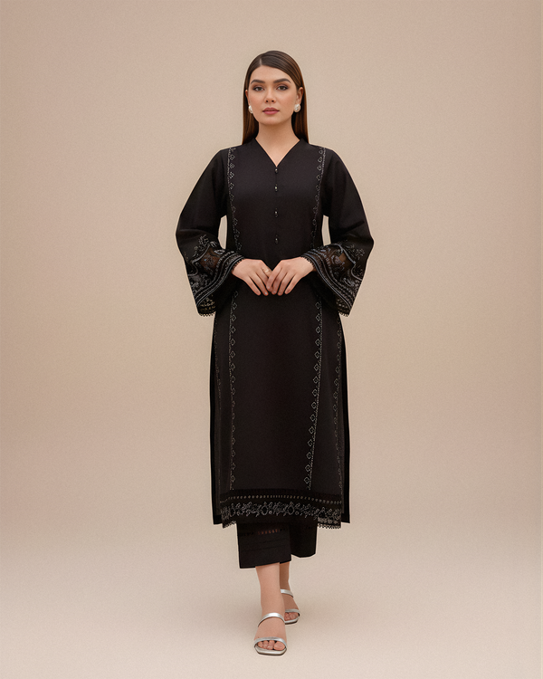 Azure Noor e Siyah Embroidered 2PC - Unstitched
