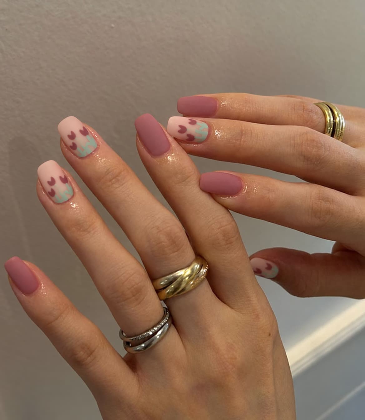 Morandi Pink Tulip Squoval Press-on Nails