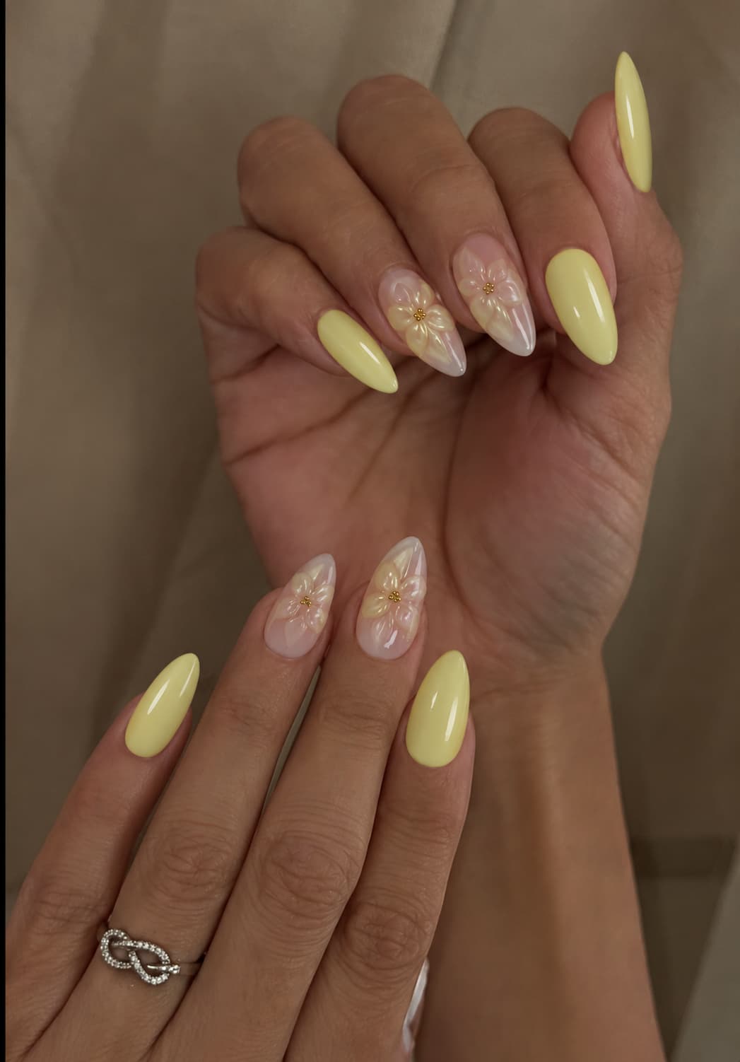 Pale Yellow Flower Almond Press-on Nails